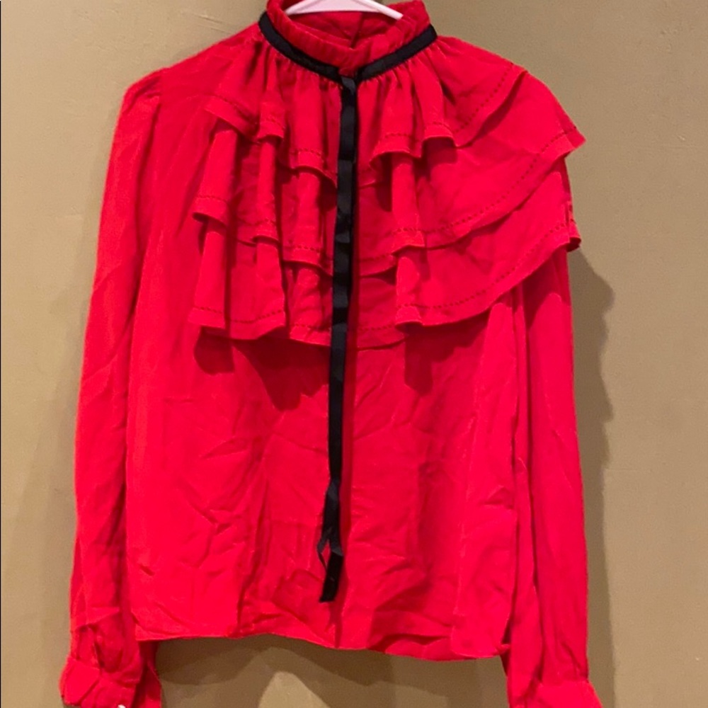 NWT ‼️gorgeous red top / blouse ❤️